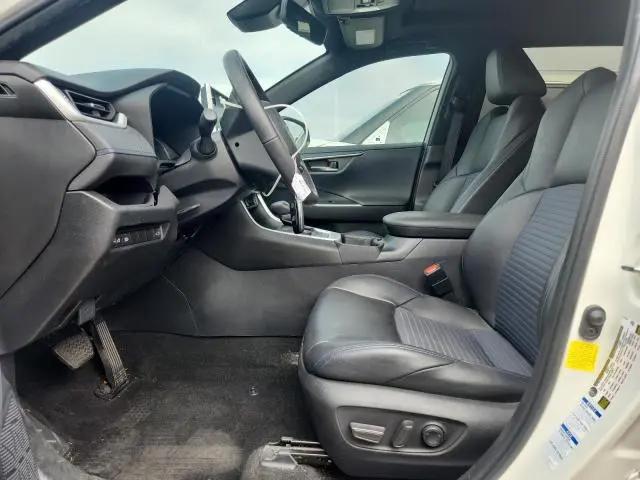 2022 TOYOTA RAV4 XSE  