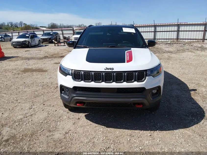 2024 JEEP COMPASS TRAILHAWK 4X4