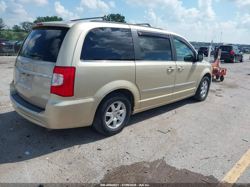 2011 CHRYSLER TOWN & COUNTRY TOURING