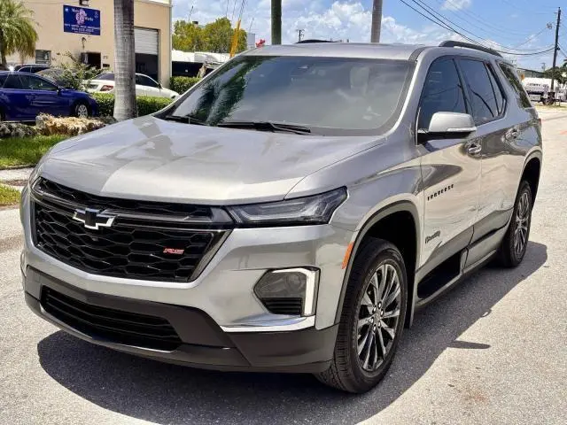 2023 CHEVROLET TRAVERSE RS  