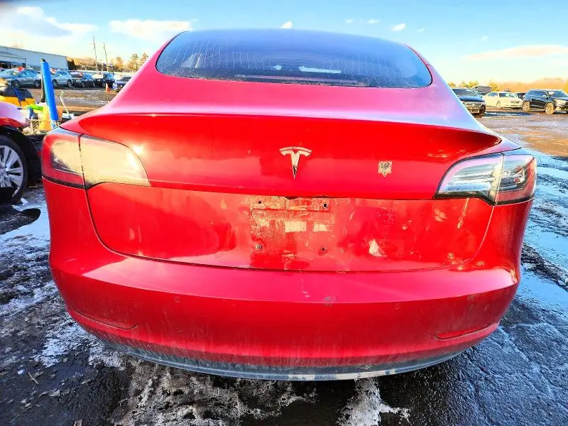 2018 TESLA MODEL 3   
