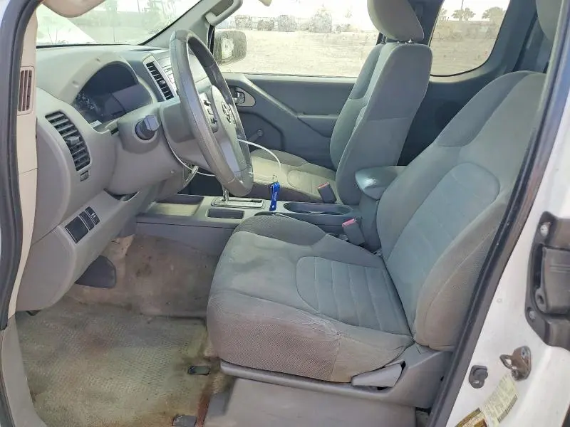 2016 NISSAN FRONTIER S  