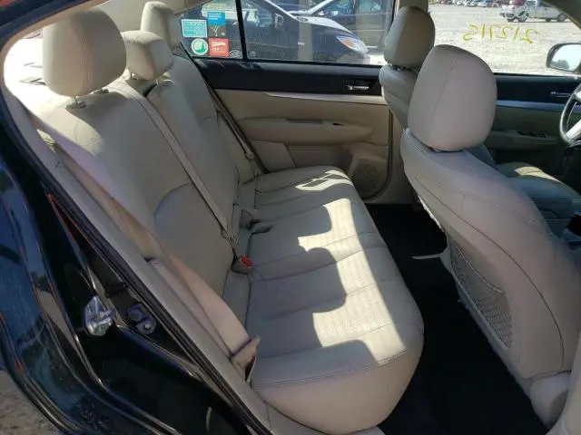 2011 SUBARU LEGACY 2.5I PREMIUM