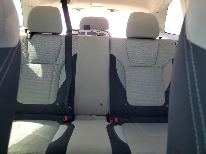 2022 SUBARU FORESTER   