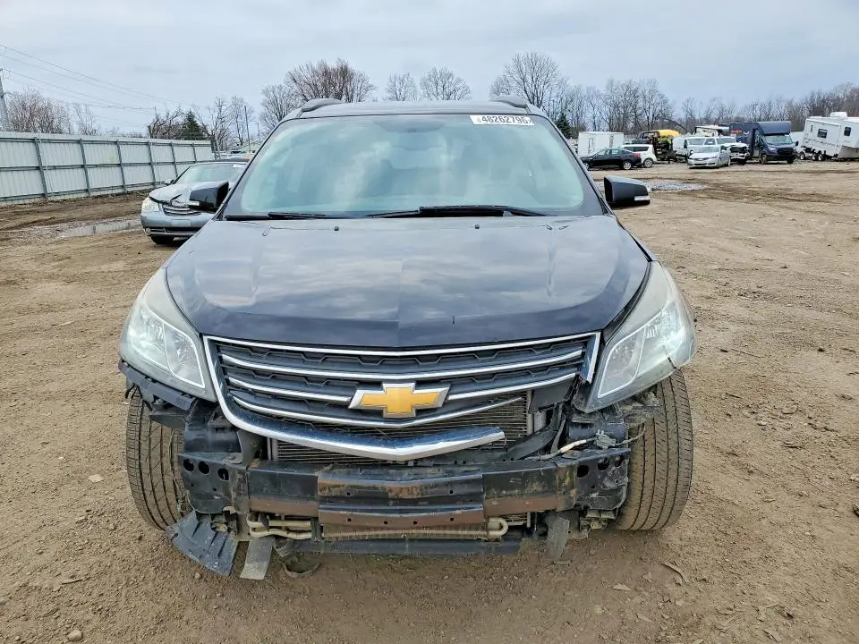 2017 CHEVROLET TRAVERSE LT  