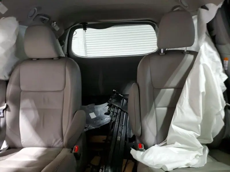 2019 TOYOTA SIENNA XLE PREMIUM 7-PASSENGER  