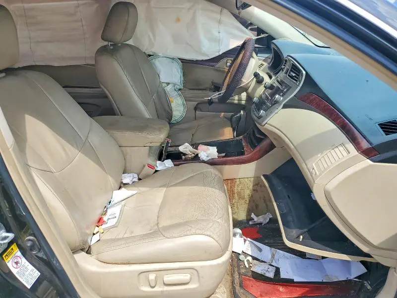 2011 TOYOTA AVALON BASE  