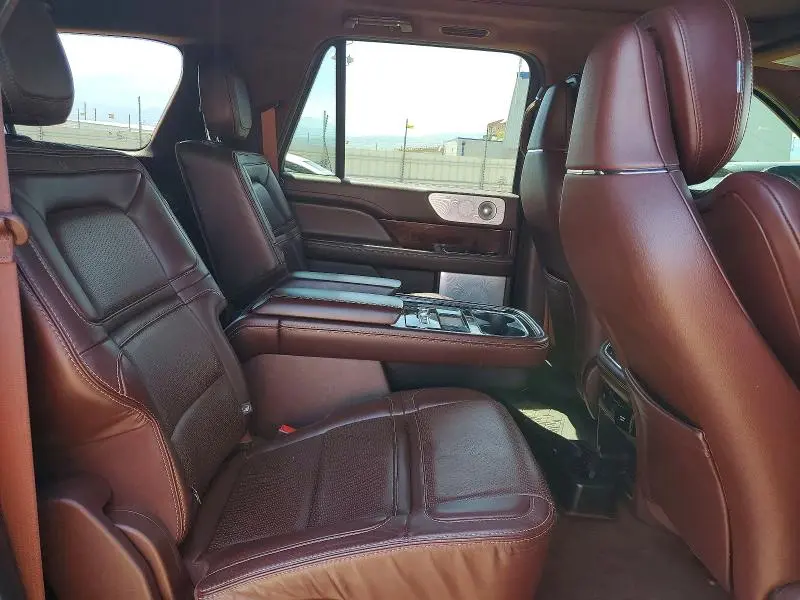 2021 LINCOLN NAVIGATOR L BLACK LABEL  