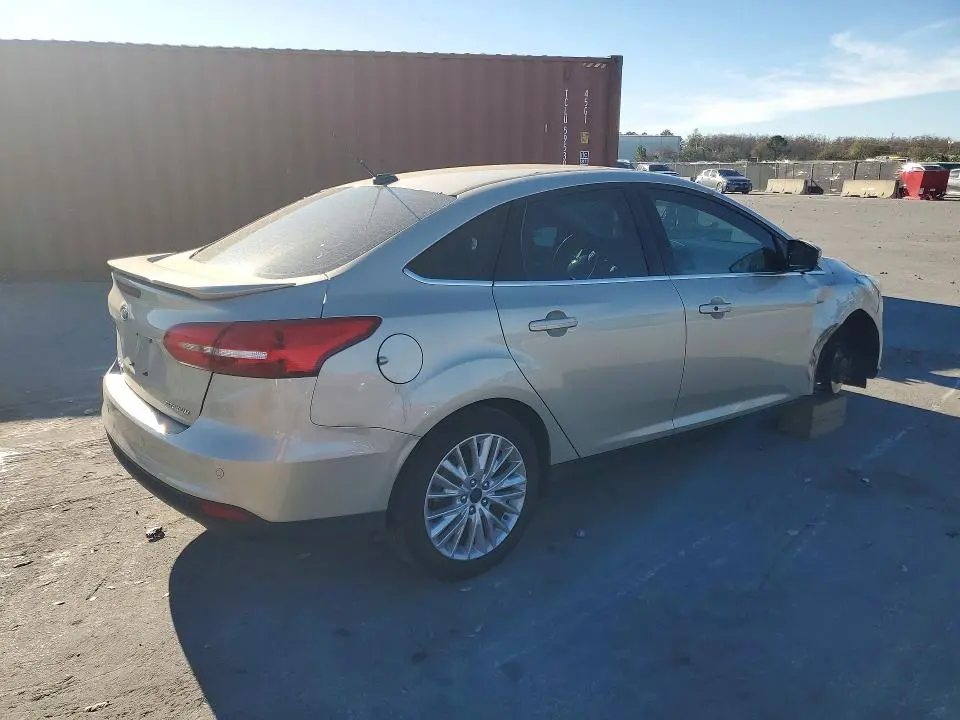 2017 FORD FOCUS TITANIUM  