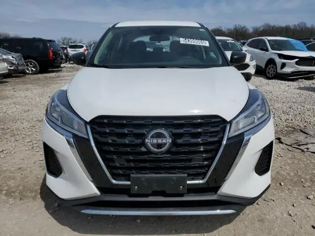 2023 NISSAN KICKS S