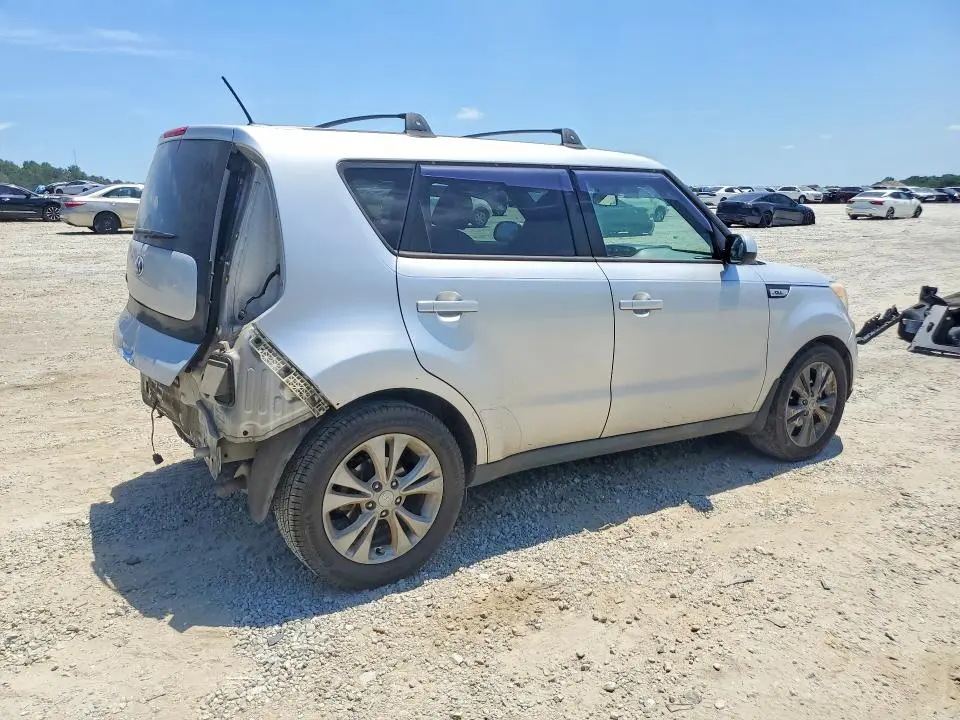 2015 KIA SOUL +  