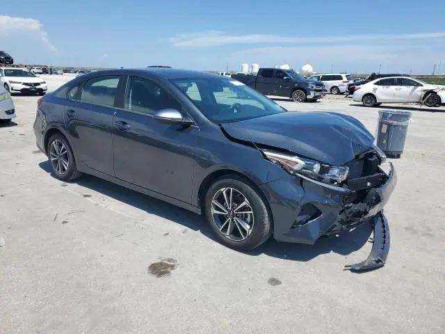 2024 KIA FORTE LX  