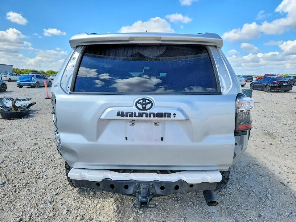 2020 TOYOTA 4RUNNER SR5 PREMIUM  