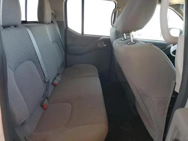 2017 NISSAN FRONTIER S  