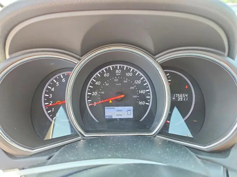 2011 NISSAN MURANO S  