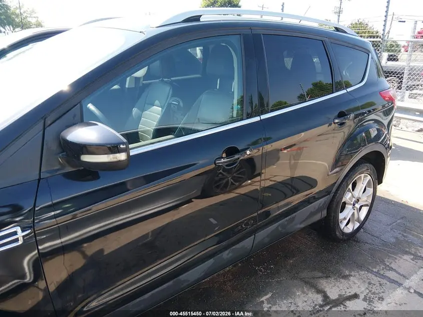 2016 FORD ESCAPE TITANIUM