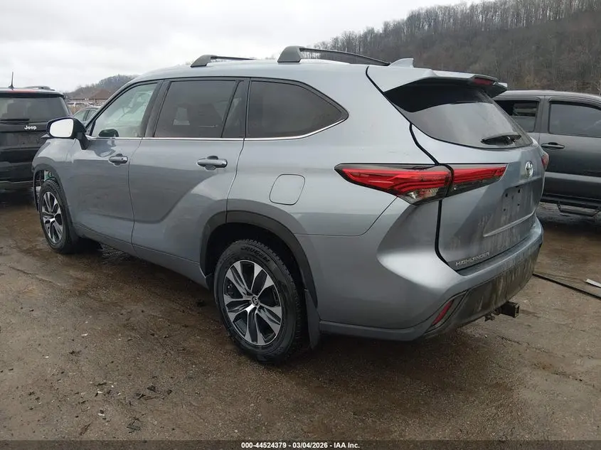 2020 TOYOTA HIGHLANDER XLE
