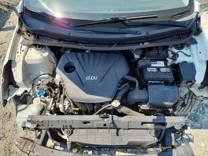 2013 HYUNDAI ACCENT SE  