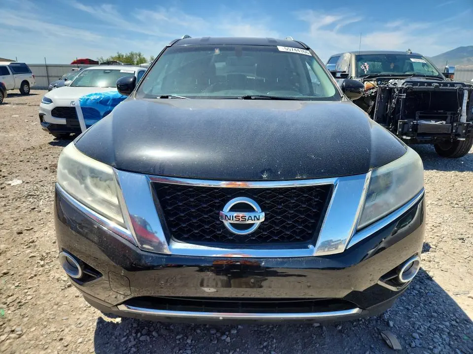 2015 NISSAN PATHFINDER SV  