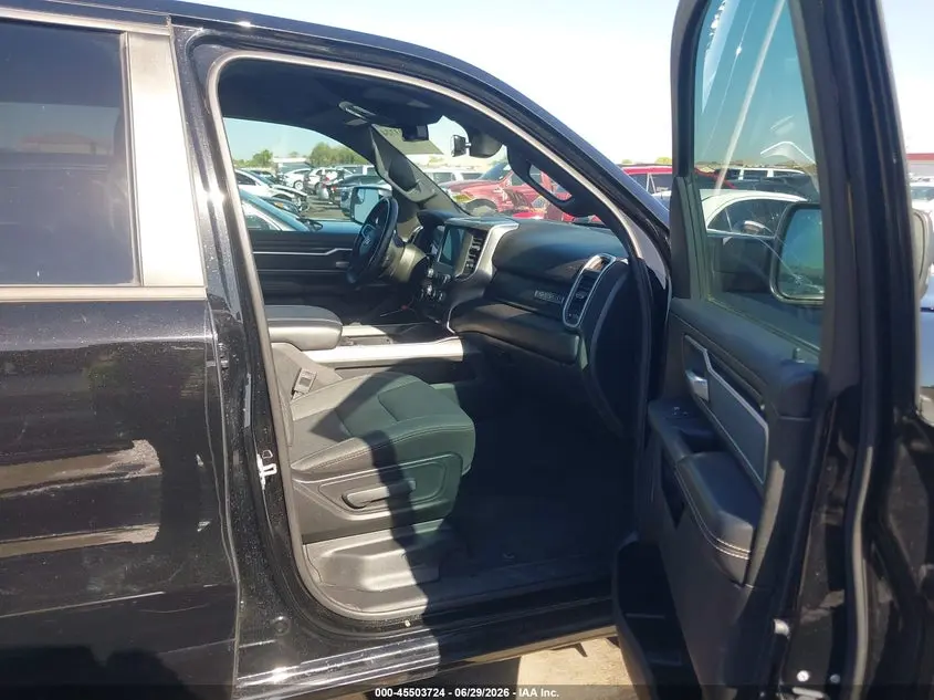 2023 RAM 1500 BIG HORN  4X4 5'7 BOX