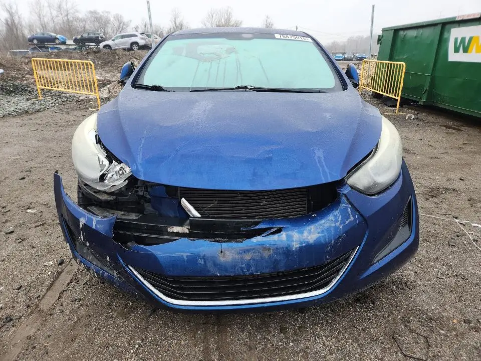 2016 HYUNDAI ELANTRA SE  