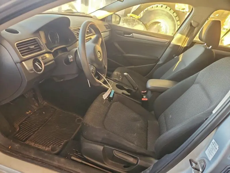 2014 VOLKSWAGEN PASSAT S  