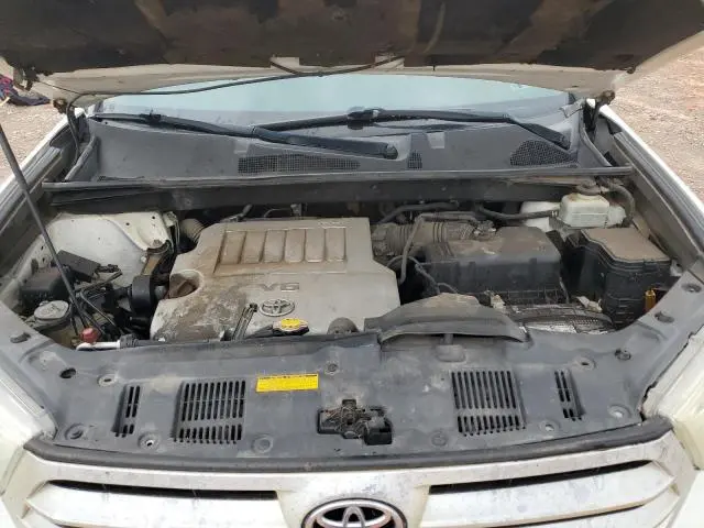 2013 TOYOTA HIGHLANDER BASE  