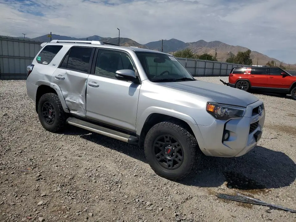 2017 TOYOTA 4RUNNER SR5 PREMIUM  
