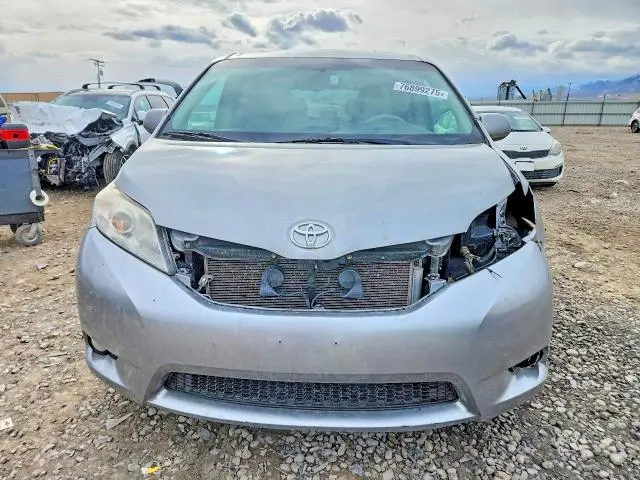 2014 TOYOTA SIENNA XLE  
