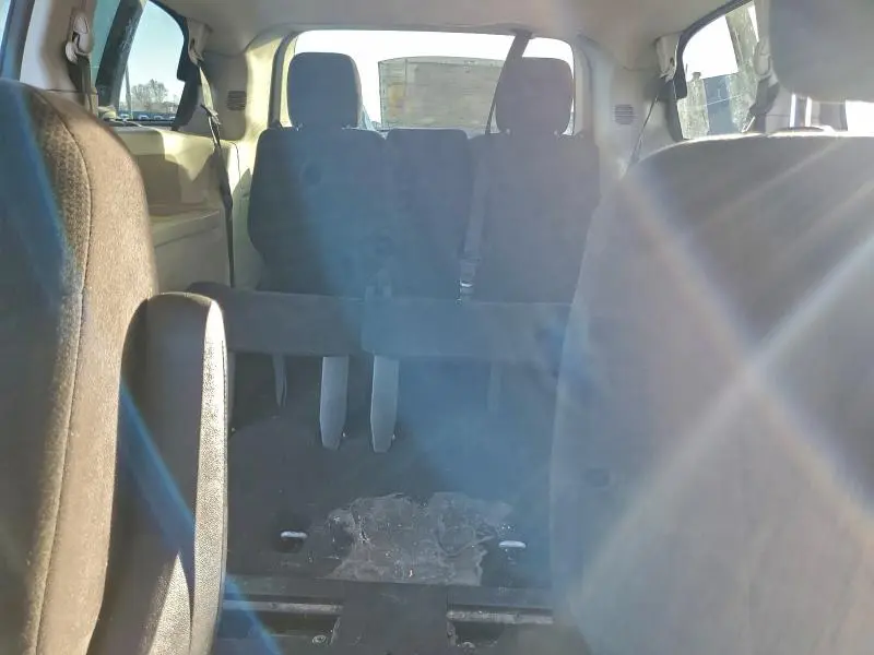 2013 DODGE GRAND CARAVAN SE  