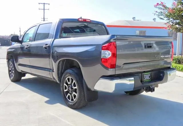2021 TOYOTA TUNDRA CREWMAX SR5  