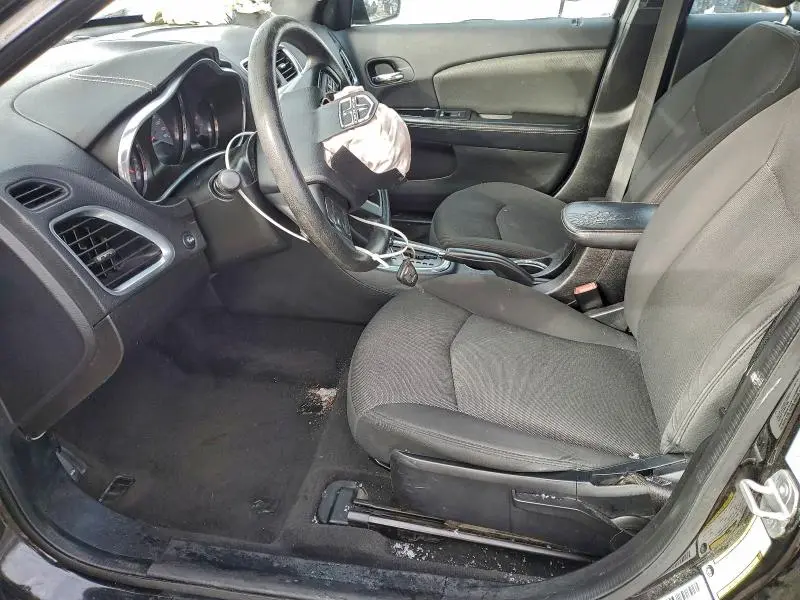 2013 DODGE AVENGER SE  