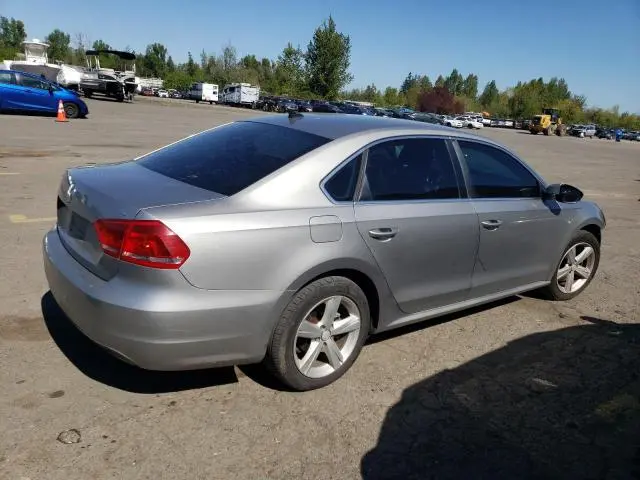 2012 VOLKSWAGEN PASSAT SE  