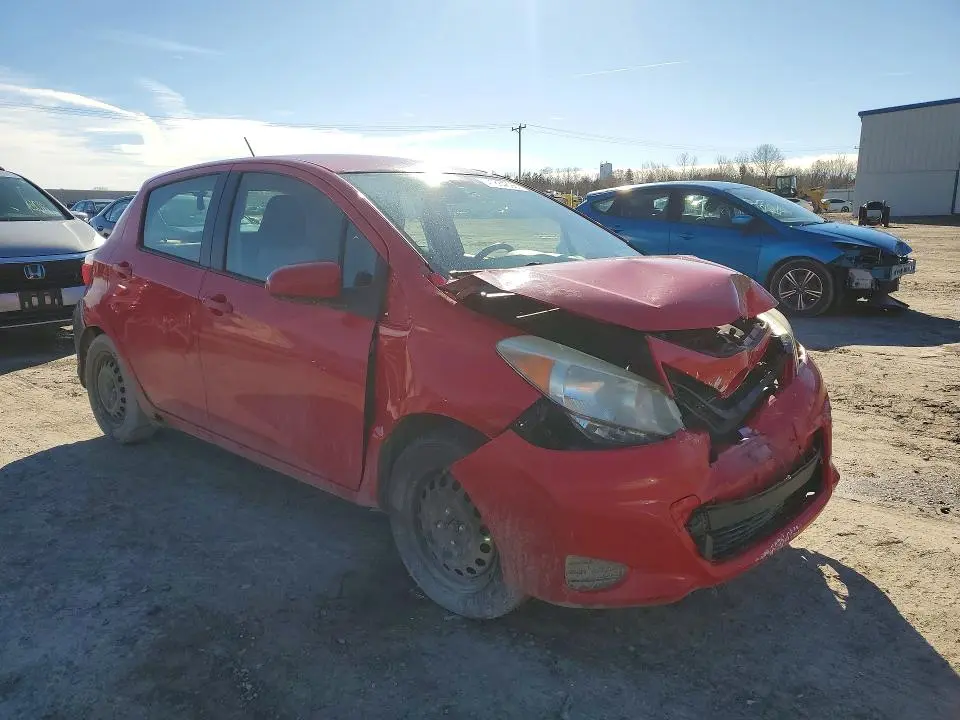 2012 TOYOTA YARIS 5-DOOR LE  