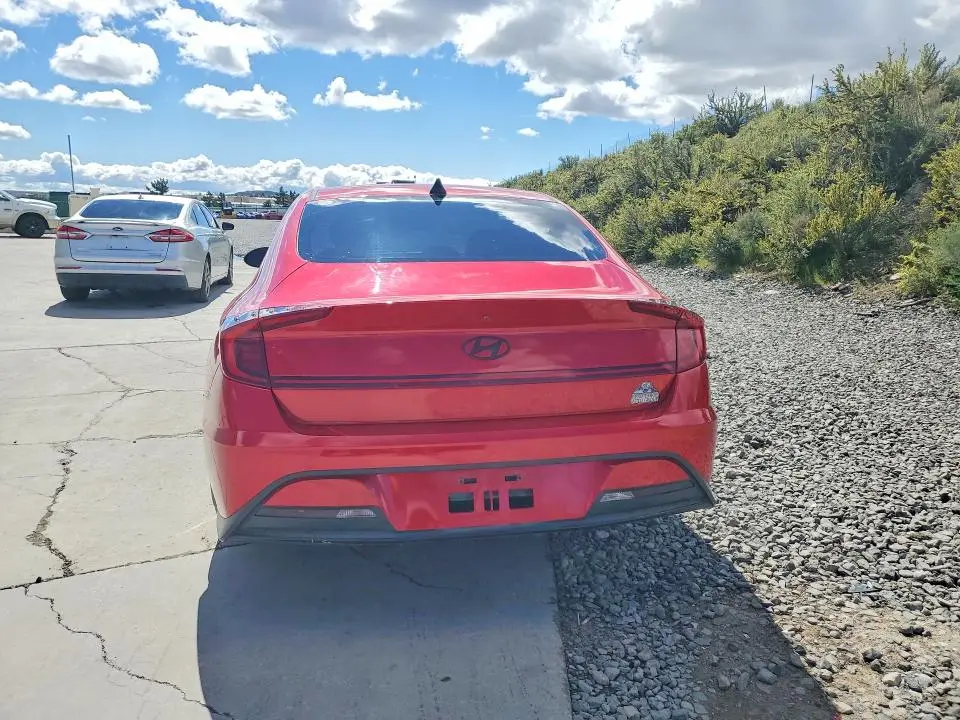 2020 HYUNDAI SONATA SE  