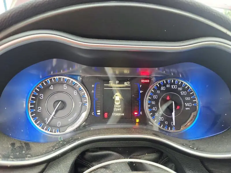 2017 CHRYSLER 200 LIMITED  