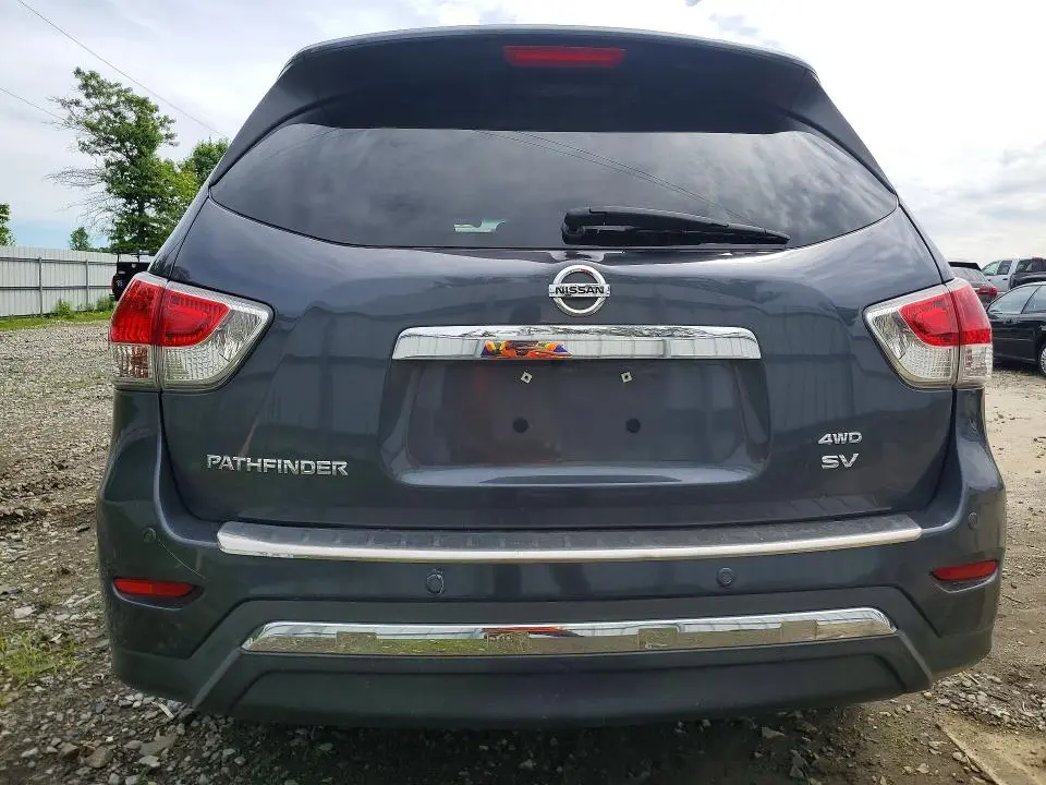 2014 NISSAN PATHFINDER SV  
