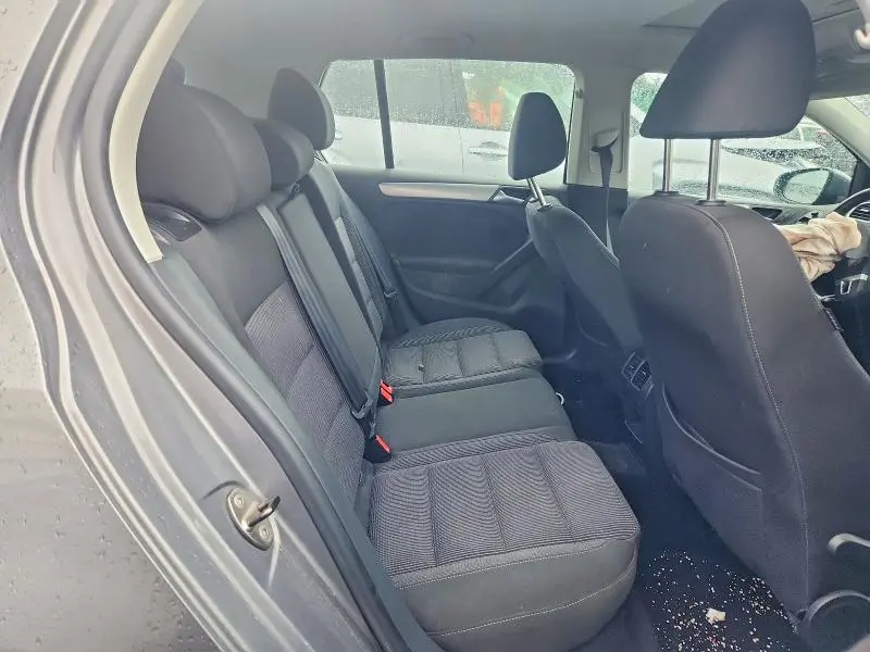 2012 VOLKSWAGEN GOLF   