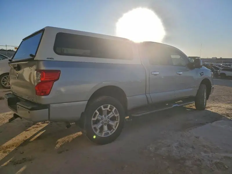 2016 NISSAN TITAN XD SL  