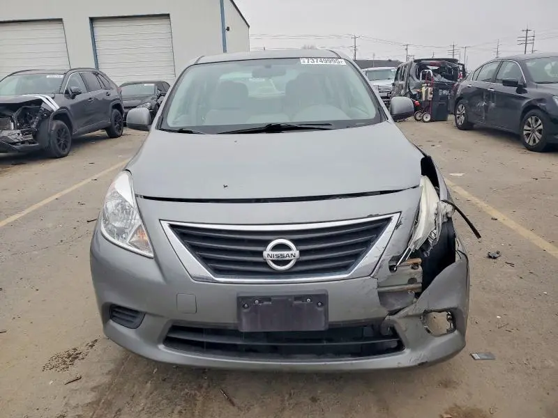 2012 NISSAN VERSA   