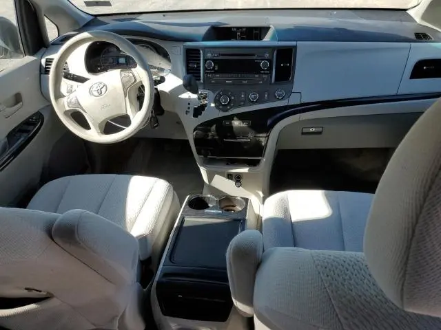 2012 TOYOTA SIENNA LE  