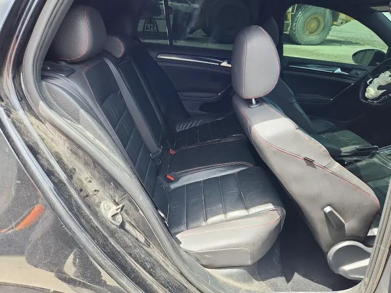 2015 VOLKSWAGEN GTI   