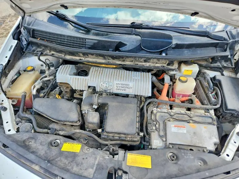 2012 TOYOTA PRIUS V THREE  