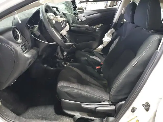 2019 NISSAN VERSA S  