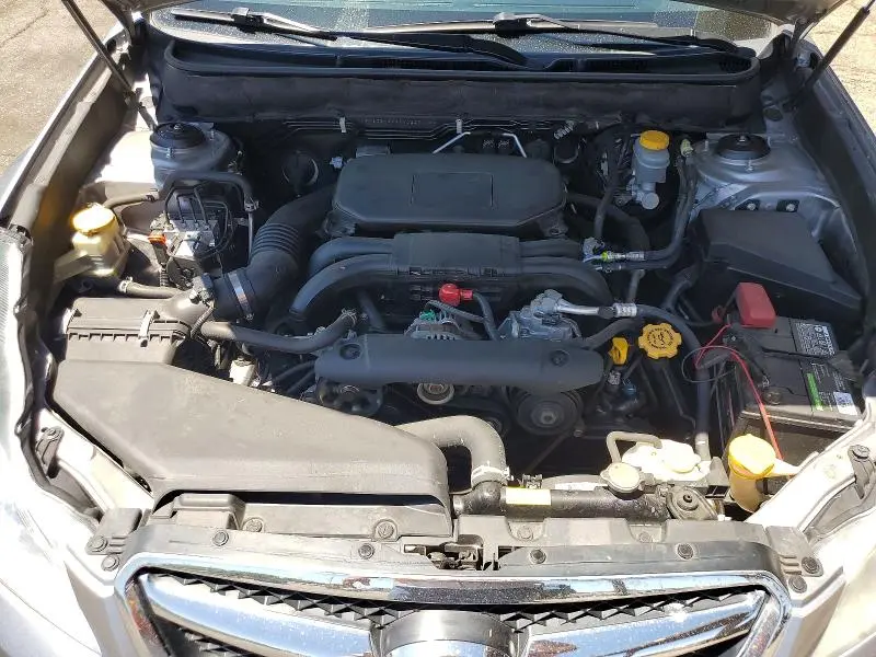 2010 SUBARU LEGACY   