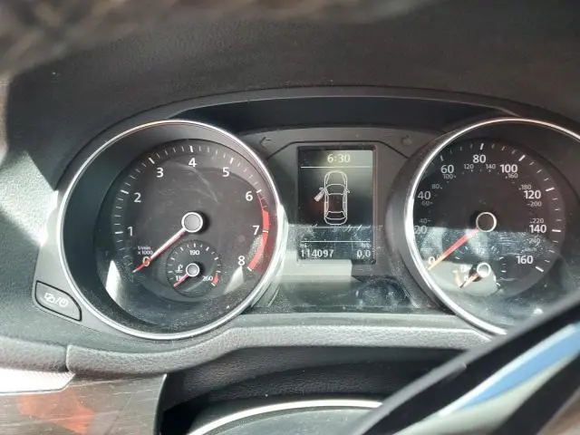 2016 VOLKSWAGEN PASSAT SE  