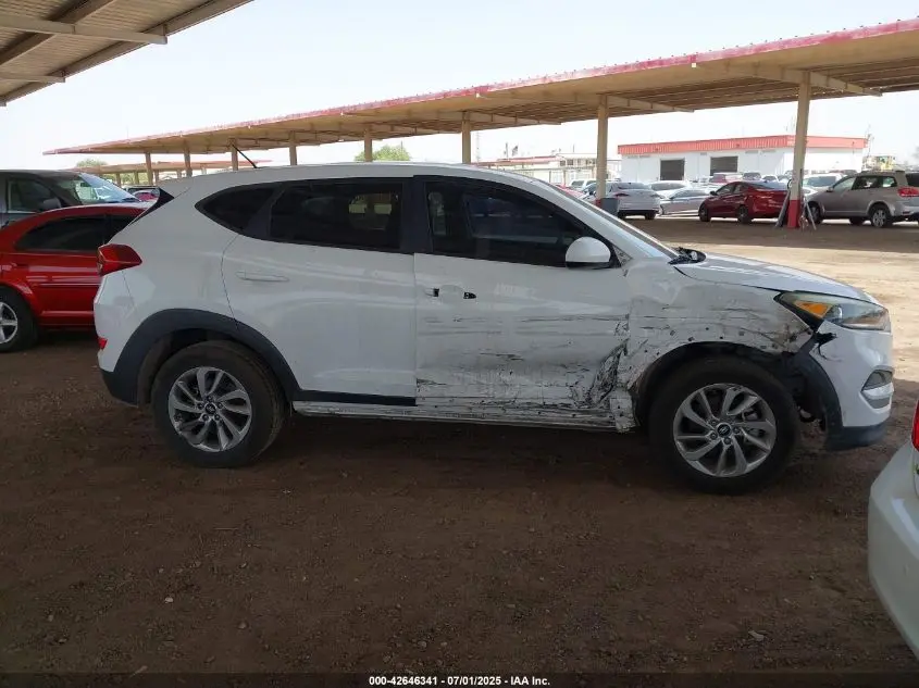 2017 HYUNDAI TUCSON SE