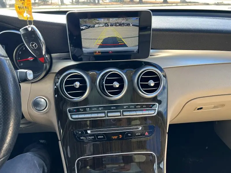 2018 MERCEDES-BENZ GLC 300  