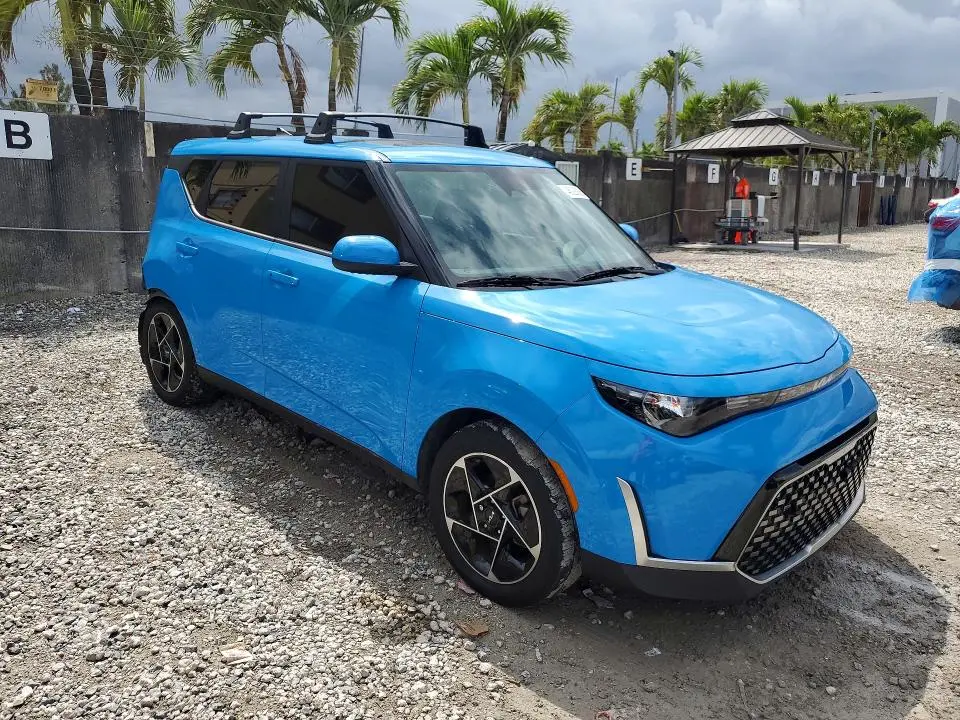 2023 KIA SOUL EX  
