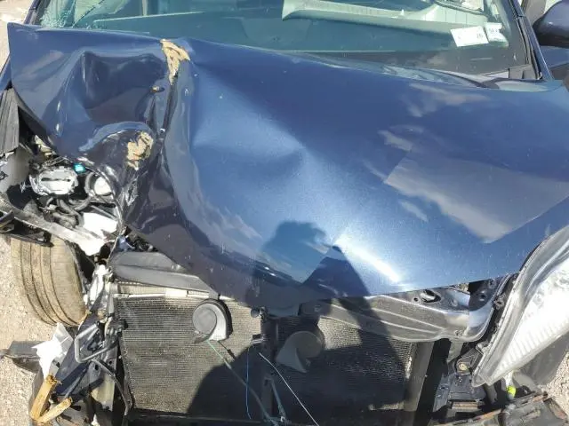 2019 TOYOTA SIENNA XLE  